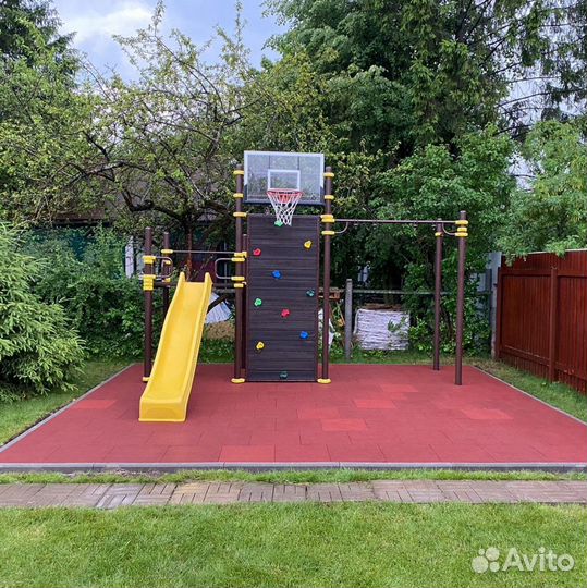 Спортивный уличный комплекс