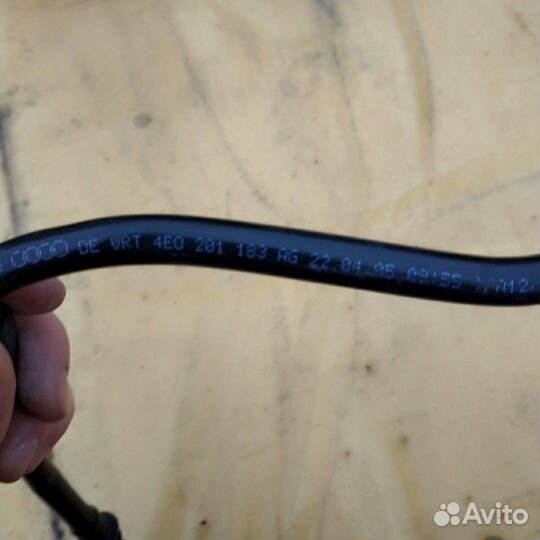 Трубка топливная Audi A8 D3