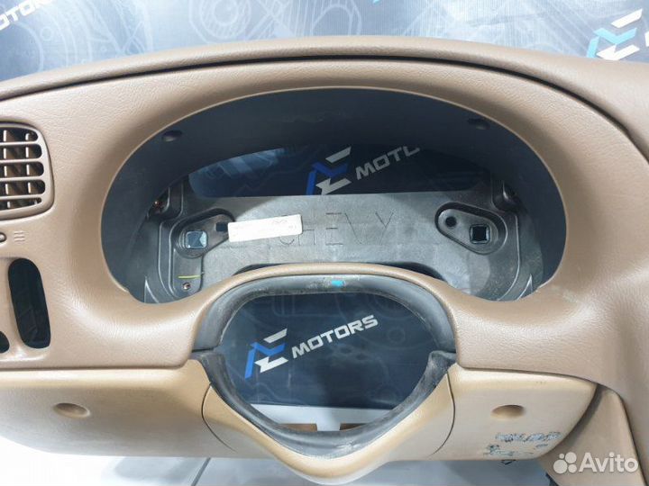 Торпедо Chevrolet Trailblazer GMT360 LL8 2002