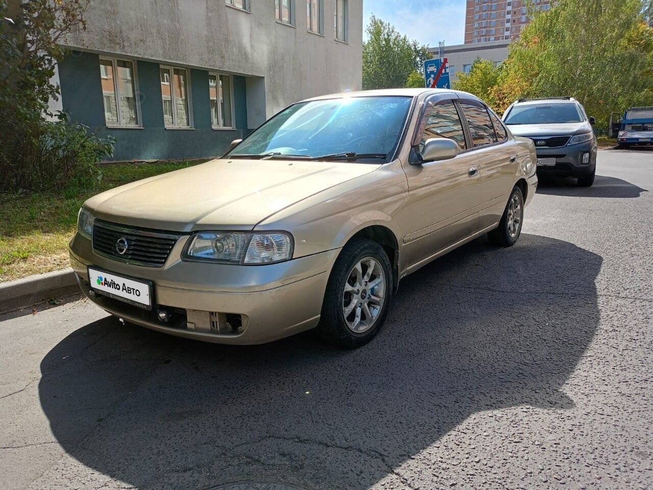 Nissan Sunny: фото владельца