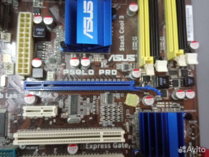 Материнская плата 775