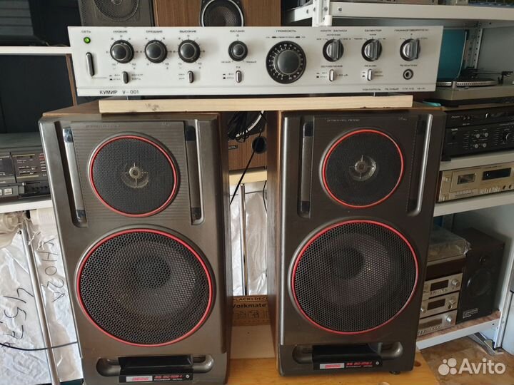 Усилитель колонки проигрыватель