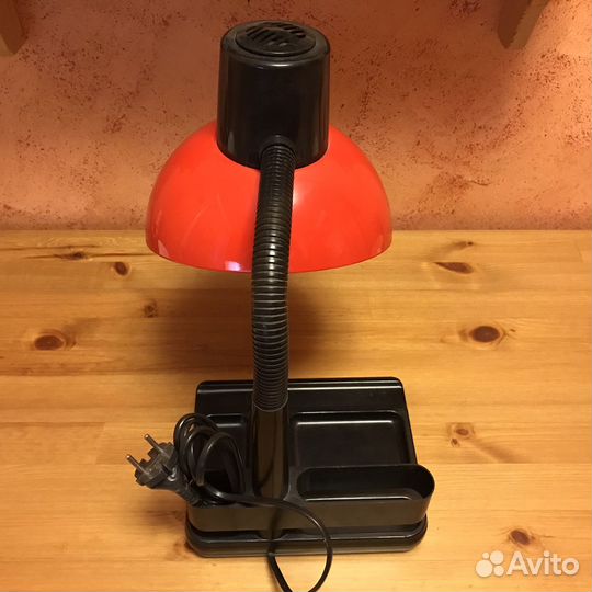 Лампа настольная