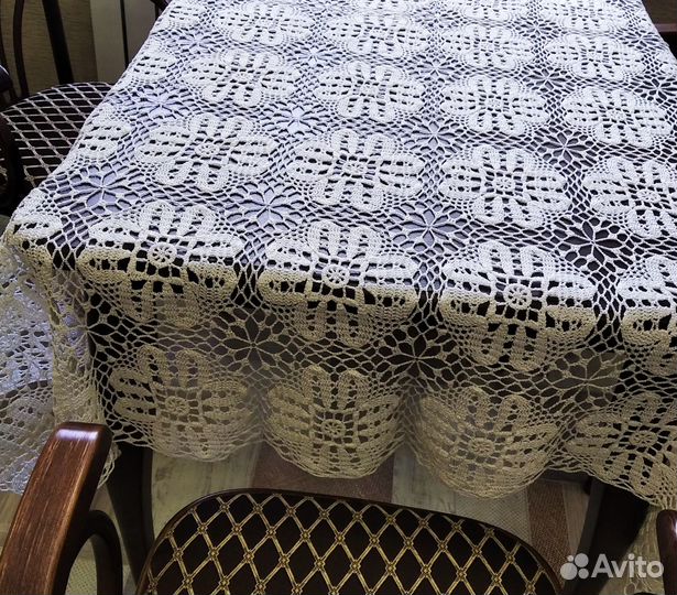 Вязаная скатерть крючком