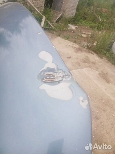 Капот Chrysler Voyager 3 1999