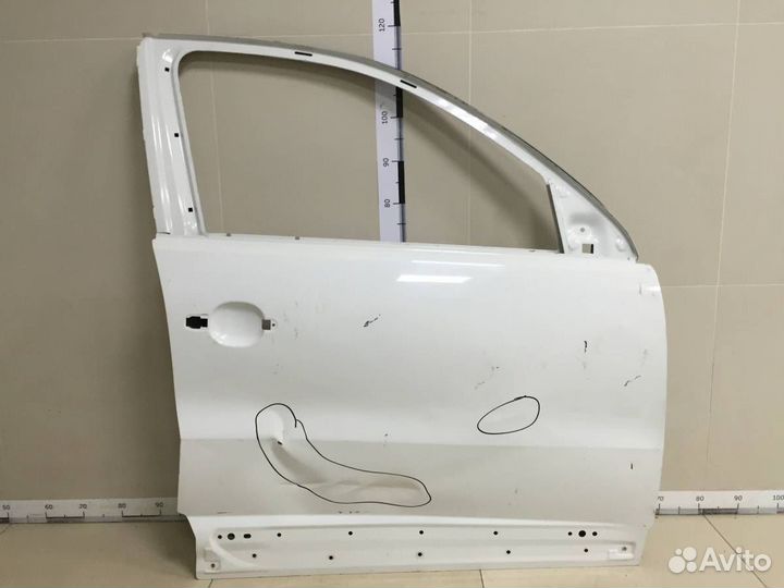 Б/У Дверь передняя правая 5N0831312C, 5N0831056