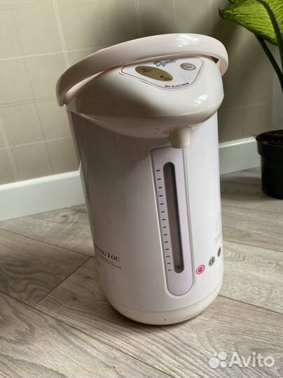 Электро термос 4,8 литров. Чайник