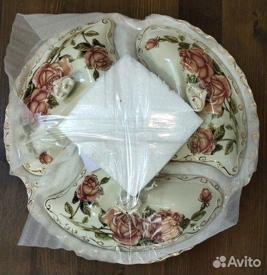 Менажница 3-Х секционная С крышкой 