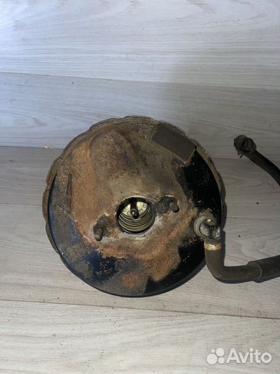 Вакумный усилитель тормозов эскейп маверик трибут