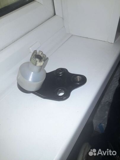 Шаровая левая и рычаг,Chery tiggo