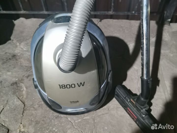 Пылесос Vitek