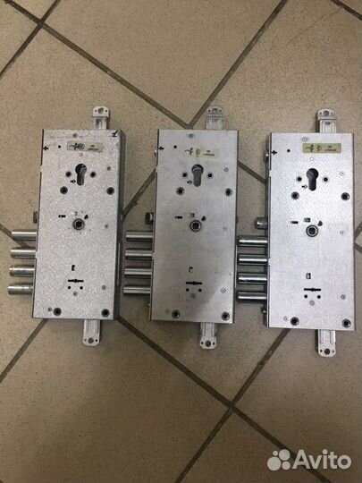 Замки Cisa 57.966.48 с перекодировкой