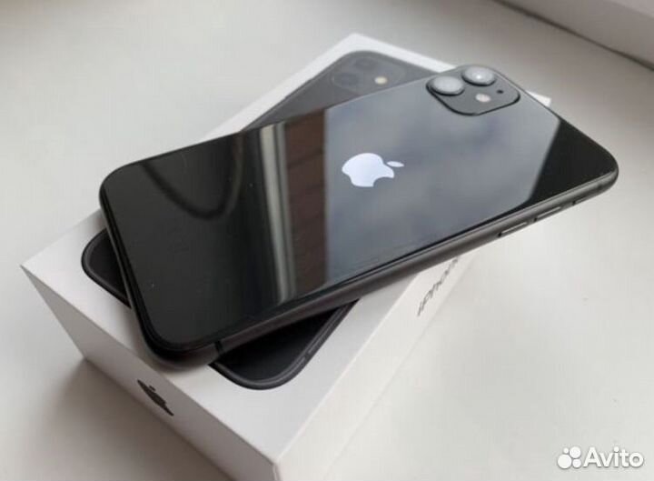 iPhone 11, 64 ГБ
