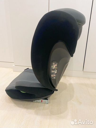 Детское автокресло-бустер Cybex isofix