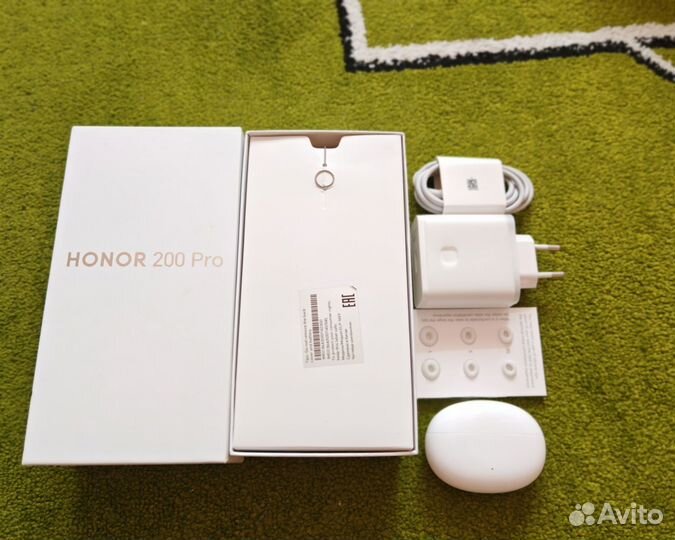 HONOR 200 Pro, 12/512 ГБ