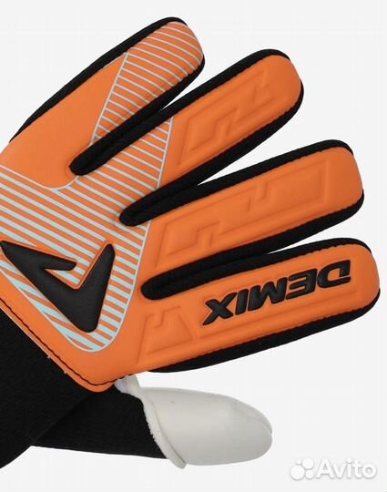 Вратарские перчатки Demix футбольные