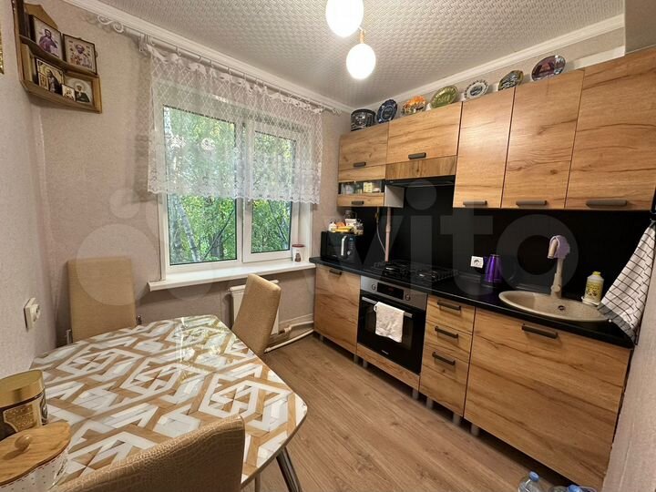 2-к. квартира, 46 м², 5/5 эт.