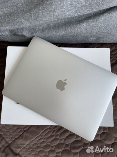 Ноутбук Apple MacBook Pro 13 i5 1,4/16Gb/256 SSD