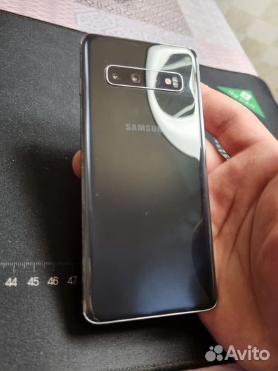 Samsung Galaxy S10, 8/128 ГБ