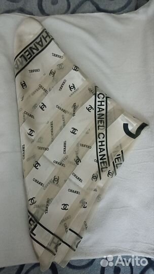 Платок chanel