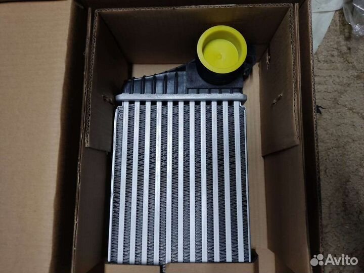 Интеркулер радиатор на мерседес 639