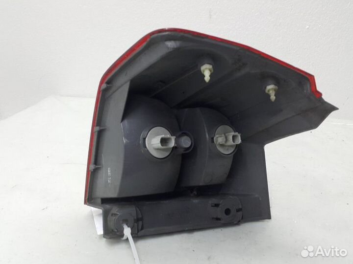 Фонарь задний правый Honda Accord