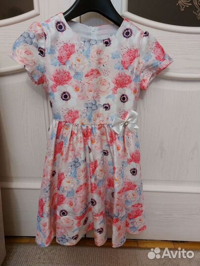 Платье нарядное