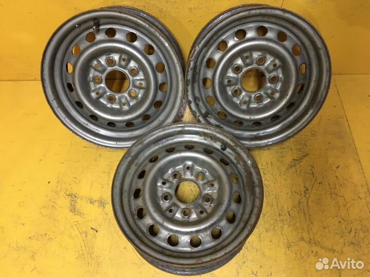 4 шт. Диски 14 5х114,3 DIA 67,1