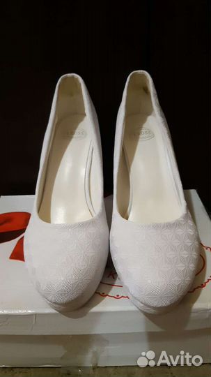 Туфли белые свадебные 39