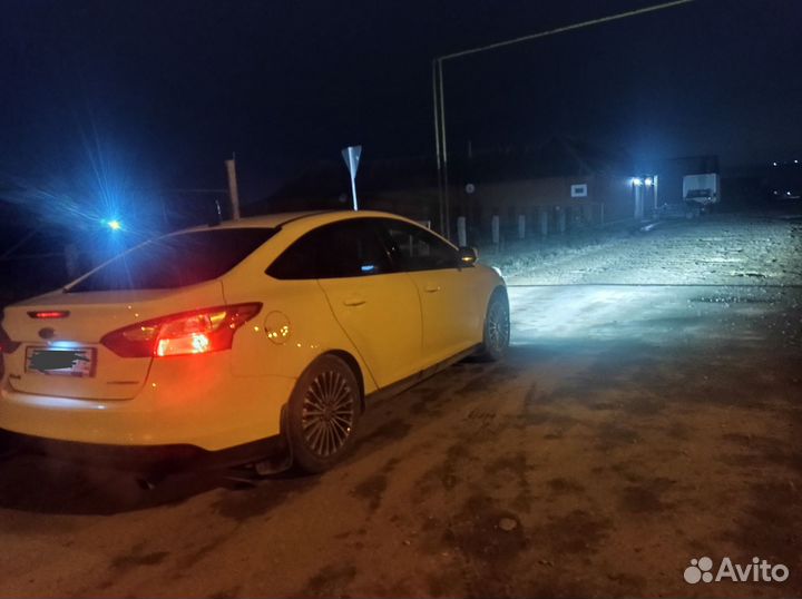 Бампер на ford focus 3