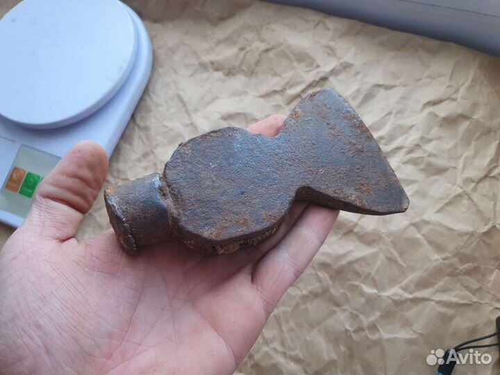 Редкий топор молоток