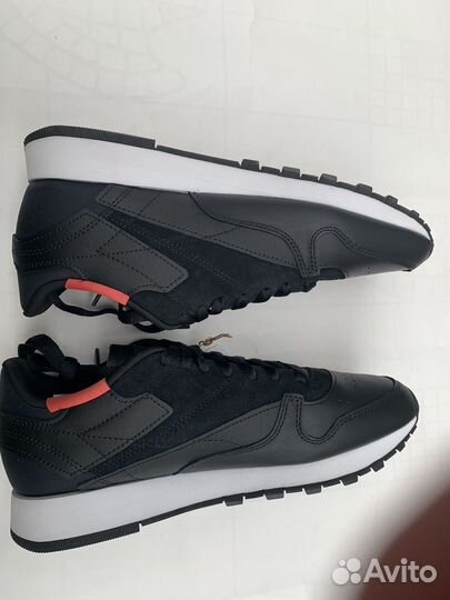 Кроссовки мужские 42 размер reebok