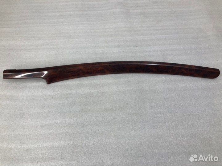 Накладка декоративная торпедо правая Skoda Superb