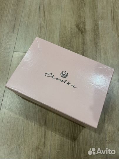 Босоножки женские 39,5 ekonika