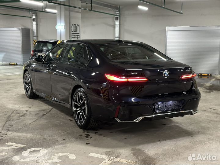 BMW 7 серия 3.0 AT, 2023, 16 000 км