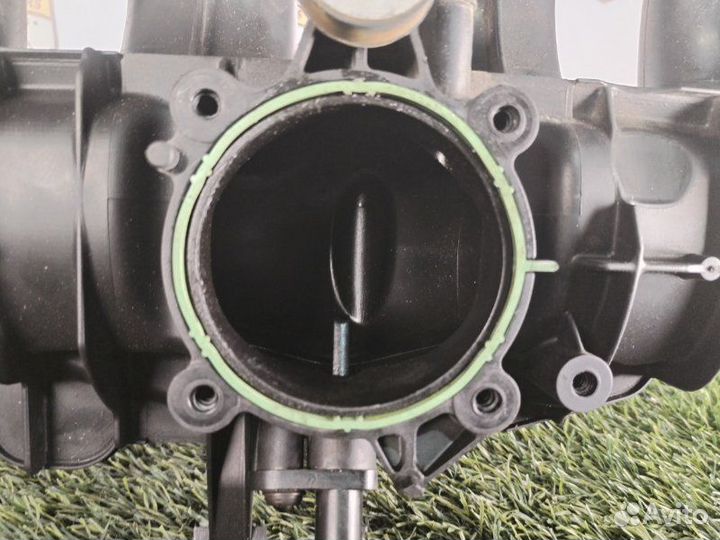 Коллектор впускной Volkswagen Passat 365 cdaa 2011