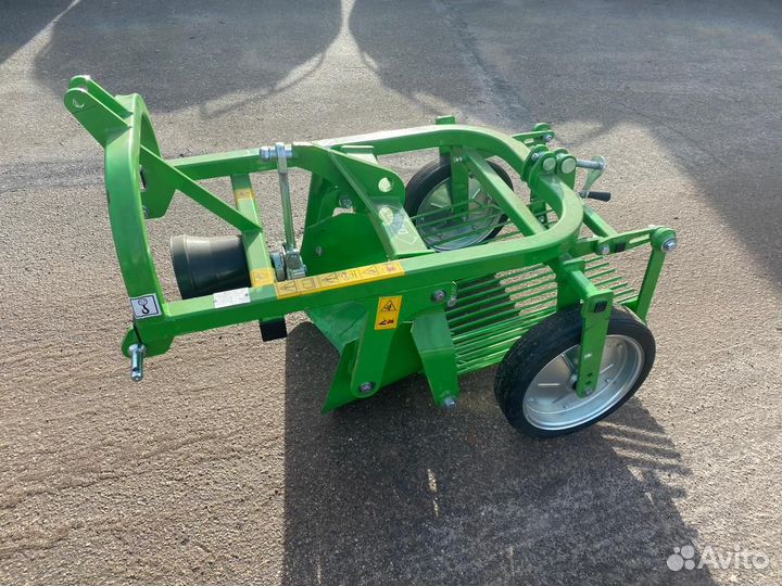 Копатель корнеплодов Bomet Z655, 2023