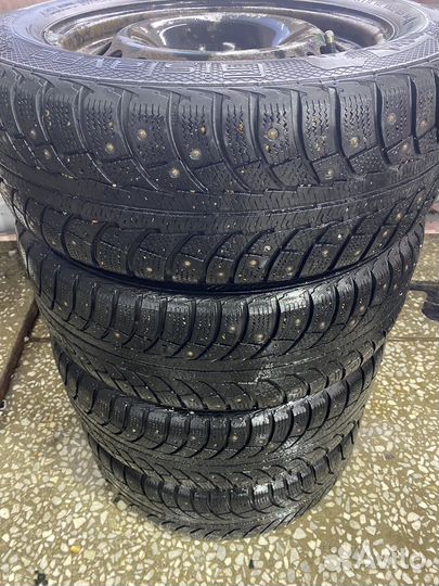 Gislaved Nord Frost 5 205/60 R16