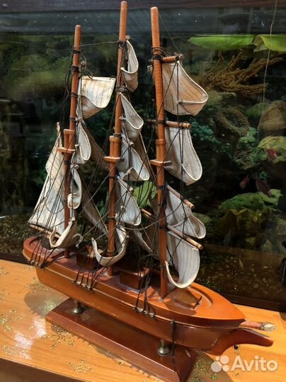 Корабль коллекционный