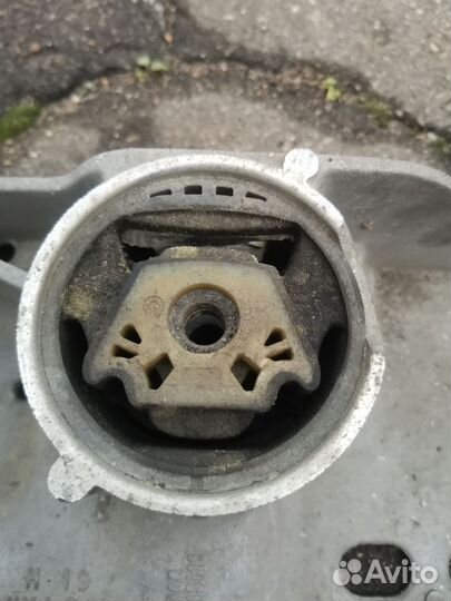 Подрамник фольксваген 3c0199369h