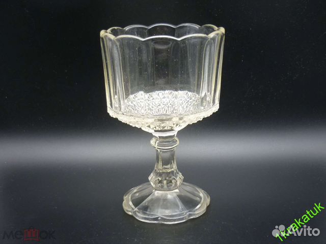 Ваза на ножке, 1903 год клеймо от мф на 10 летЪ