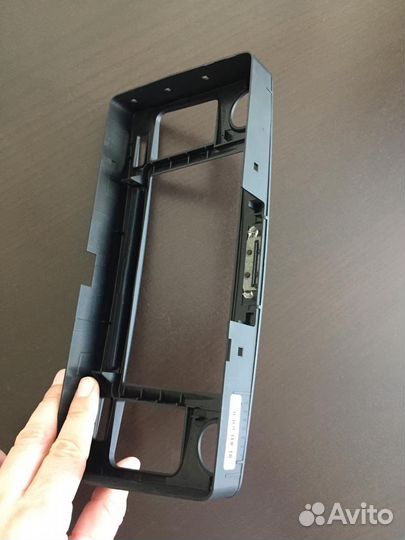 Рамка автомагнитолы