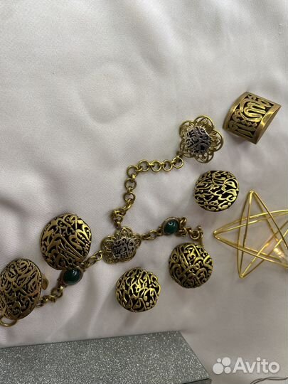 Колца с арабкой надписью