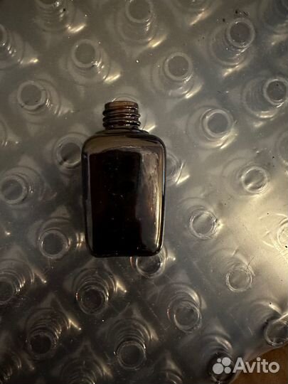 Флакон 50 мл стекло с золотой пипеткой стекло