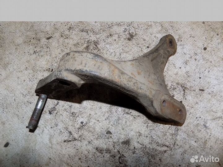 Кронштейн двигателя правый Matiz 2001-2015