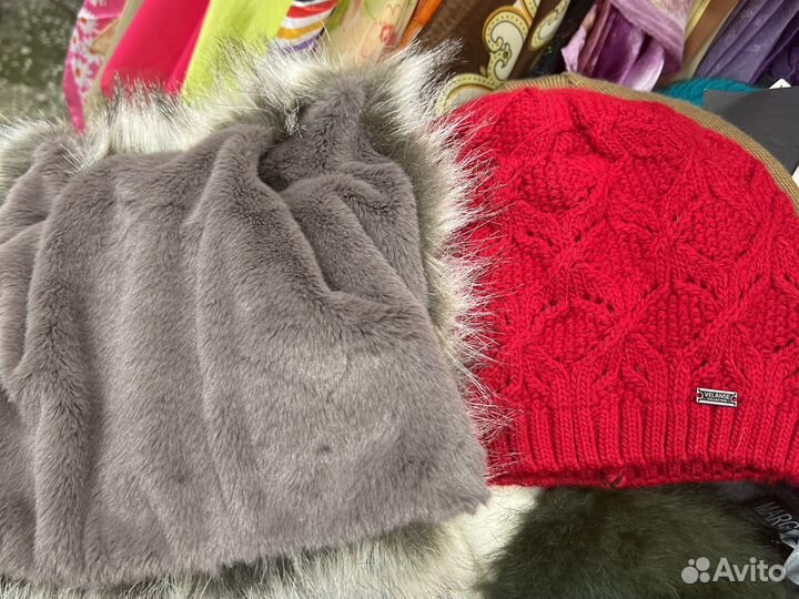 Шапки разные новые по 100 и 299 -много