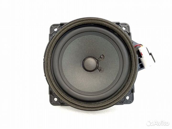 Динамик задний правый Kia Sorento Prime 3