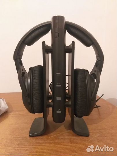 Беспроводные наушники