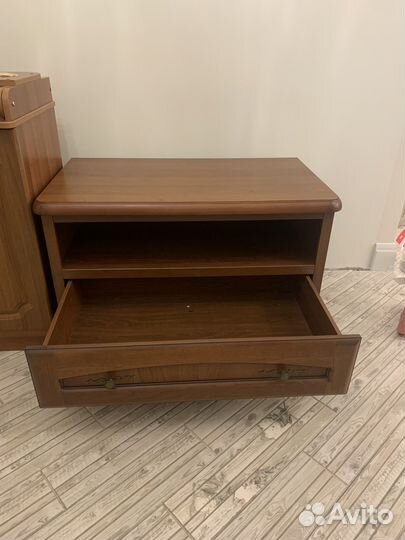 Мебел из массива б/у