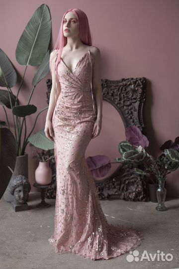 Вечернее платье в пол розовое